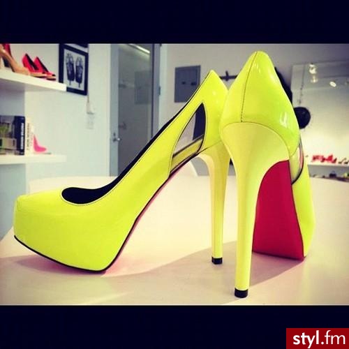 Szpilki Buty Moda