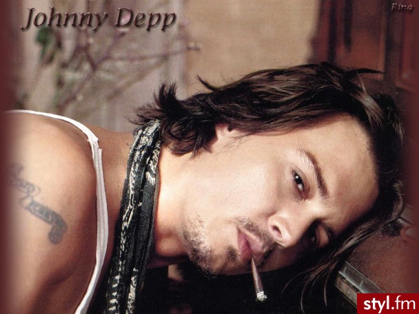 Johnny. ah Johnny... boski Johnny :) - Średnie Męskie Fryzury
