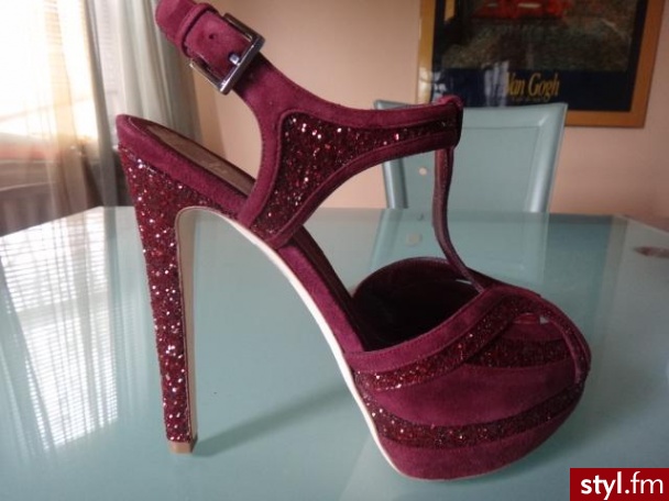 Pozostałe Buty Moda