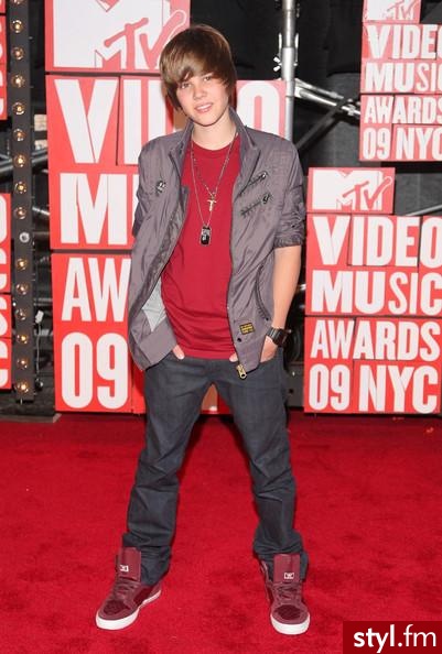 Justin Bieber. Justin Bieber - Moda uliczna Inne Moda