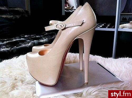 Szpilki Buty Moda