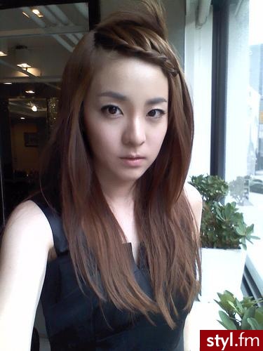 2ne1
dara - Średnie Fryzury