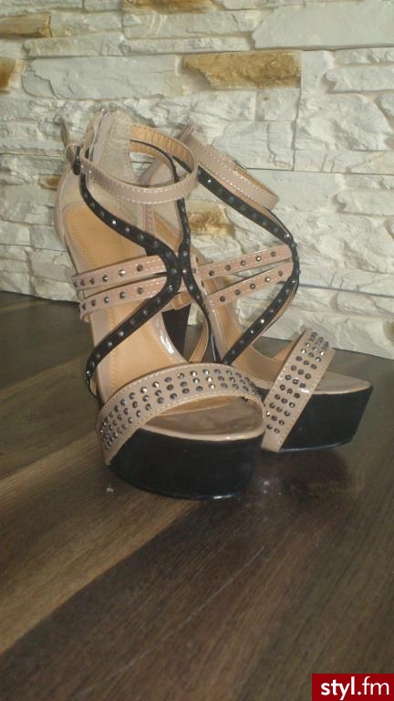 Szpilki Buty Moda