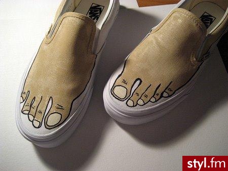 Jeśli szukacie oryginalnych trampek, które zwrócą uwagę innych osób to Berefoot Sneakers- Vans są idealne dla Was. Wyglądają jak nasze stopy. - Pozostałe Buty Moda