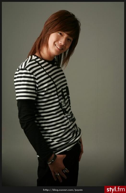 Lee Hong Ki - Średnie Męskie Fryzury