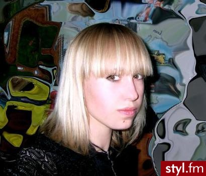 Średnie Fryzury