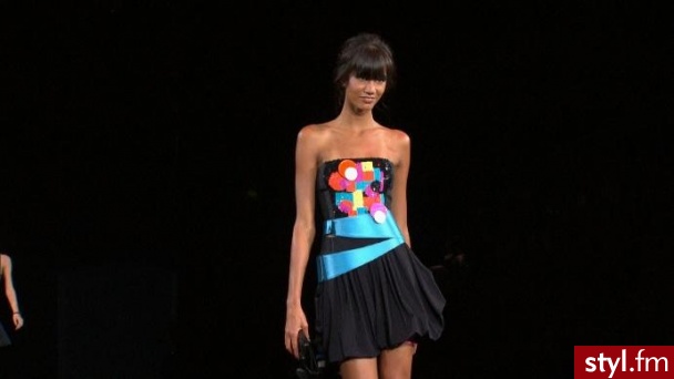 Sukienki Moda