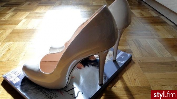 Szpilki Buty Moda
