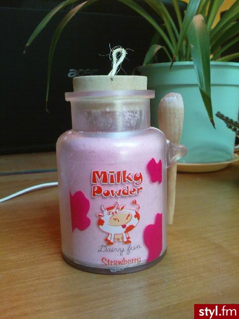 Puder do kąpieli truskawkowy ;) Supperr ;} - Gadżety Inne Moda