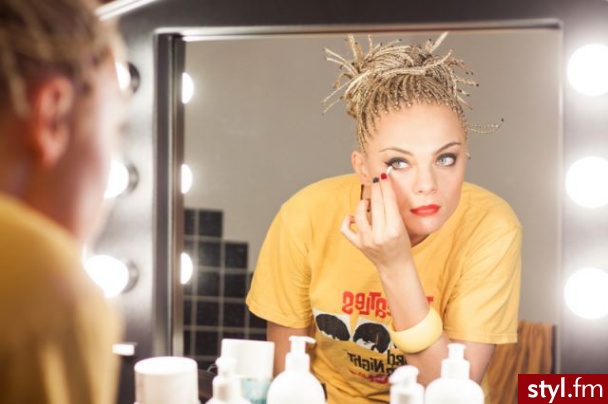 Blond Warkocze Proste Na co dzień Średnie Fryzury