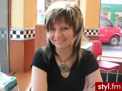 Średnie Fryzury
