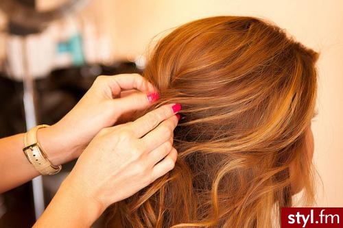 Blond Rozpuszczone Proste Na co dzień Średnie Fryzury