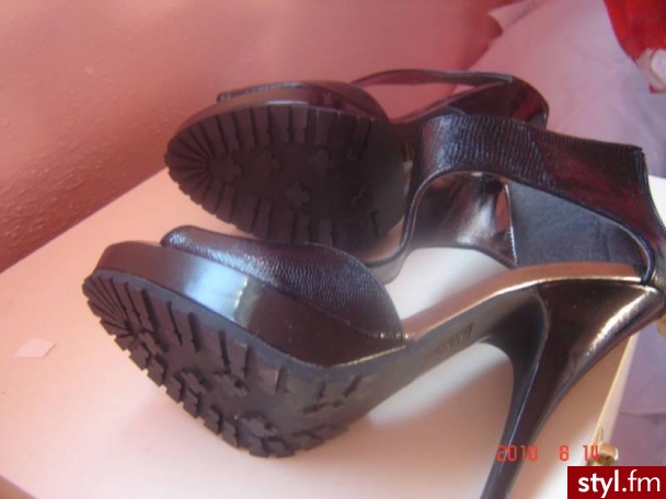 Pozostałe Buty Moda
