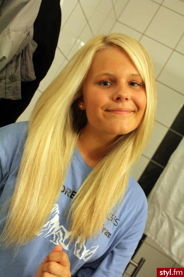 Blond Rozpuszczone Proste Na co dzień Średnie Fryzury