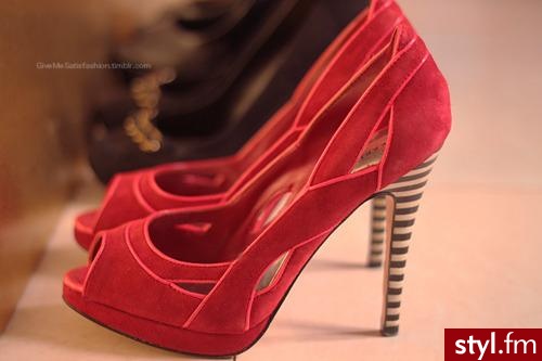 Szpilki Buty Moda