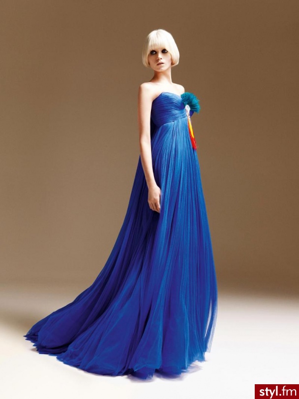 Sukienki Moda