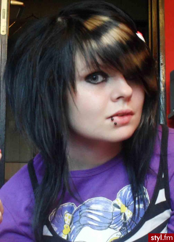 EMO Alternatywne Średnie Fryzury