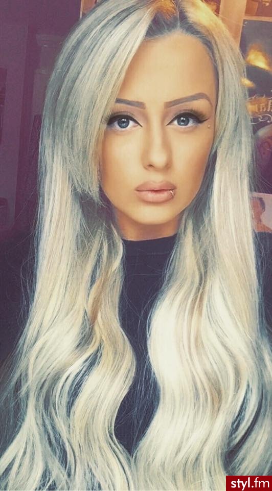 Blond Rozpuszczone Kręcone Na co dzień Długie Fryzury