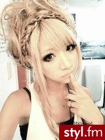 Blond Warkocze Kręcone z grzywką Na co dzień Długie Fryzury