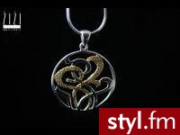 WISIOREK SREBRNY RODOWANY Z POZŁACANYM ELEMENTEM
Cena: 89.90zł - Pozostałe Dodatki Moda