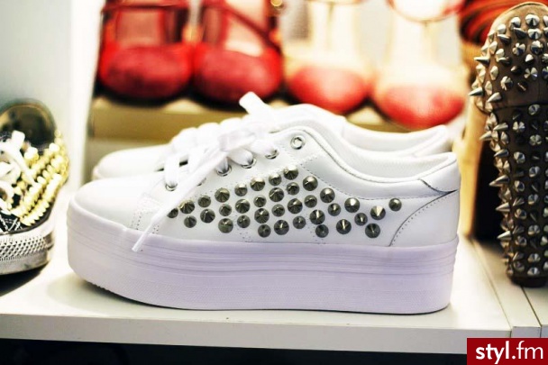 Pozostałe Buty Moda
