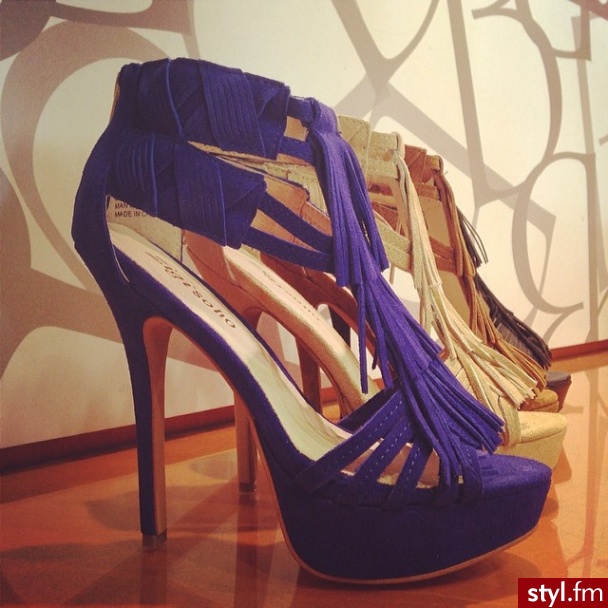 Szpilki Buty Moda