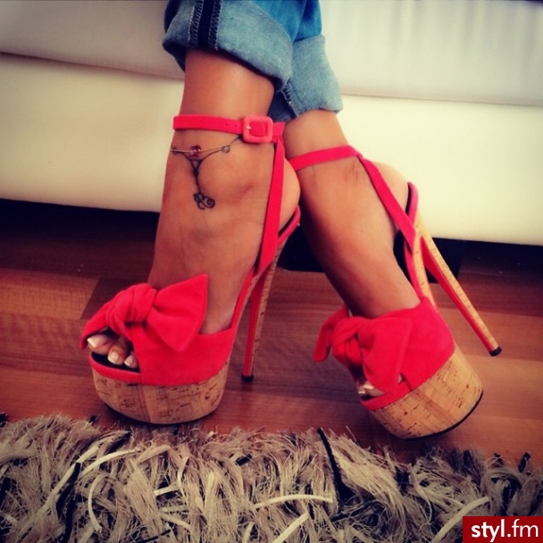 Szpilki Buty Moda