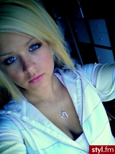 Blond Rozpuszczone Proste Na co dzień Średnie Fryzury