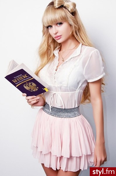 Średnie Spódnice Moda