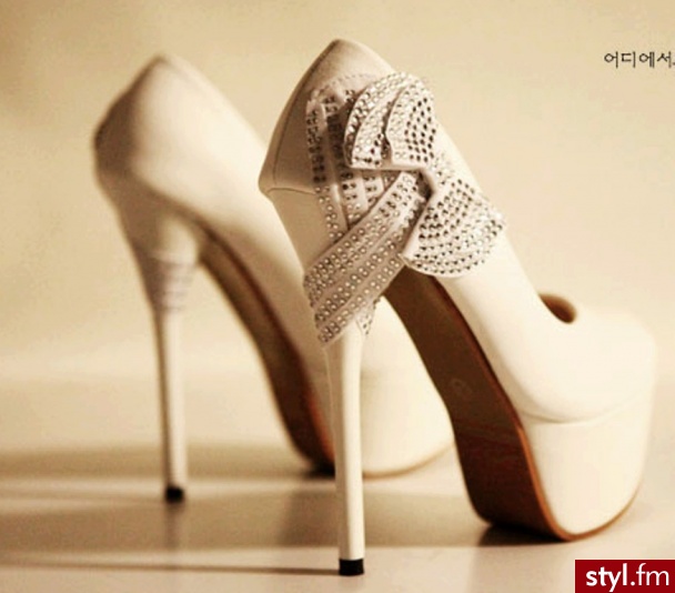 Szpilki Buty Moda