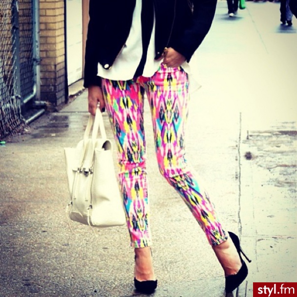 Leginsy Spodnie Moda