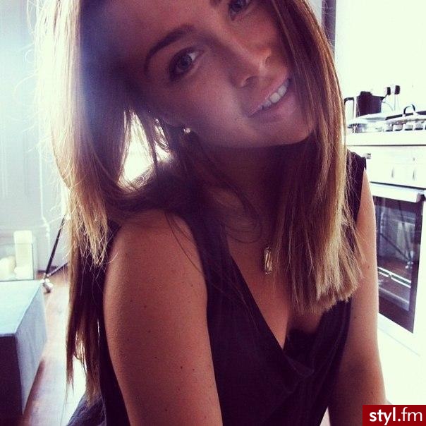 Średnie Fryzury
