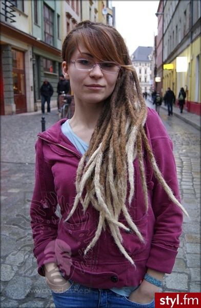 Dredy http://www.dread-zone.pl - Dredy Alternatywne Długie Fryzury