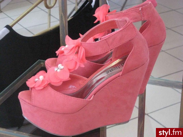 Pozostałe Buty Moda