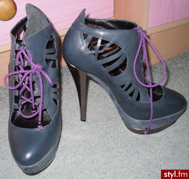 Pozostałe Buty Moda