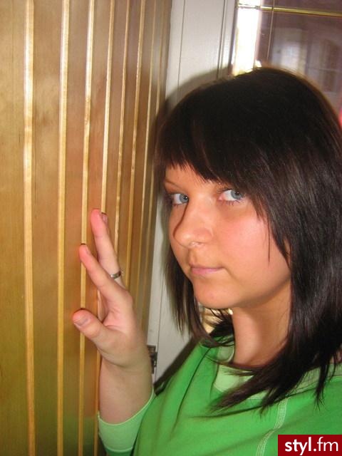 Średnie Fryzury