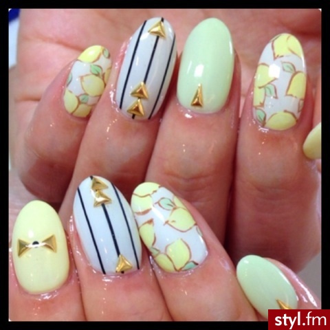 Migdałki Paznokcie