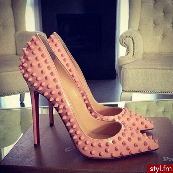 Szpilki Buty Moda