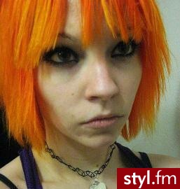 Średnie Fryzury