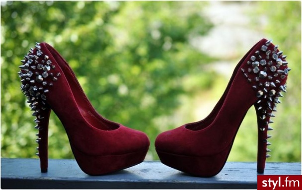 Szpilki Buty Moda