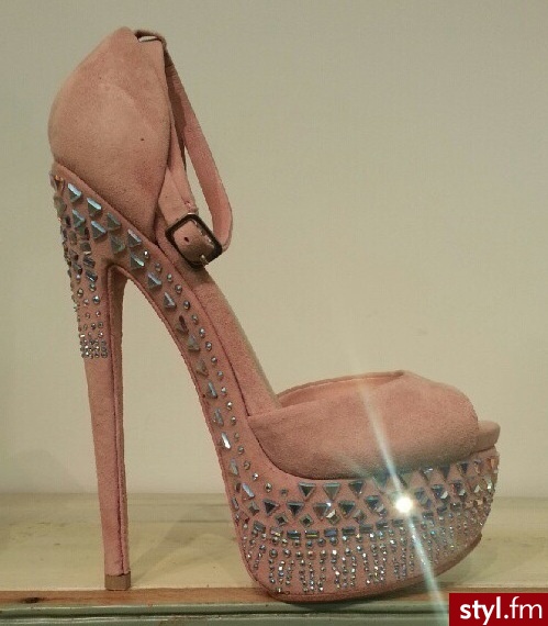 Szpilki Buty Moda