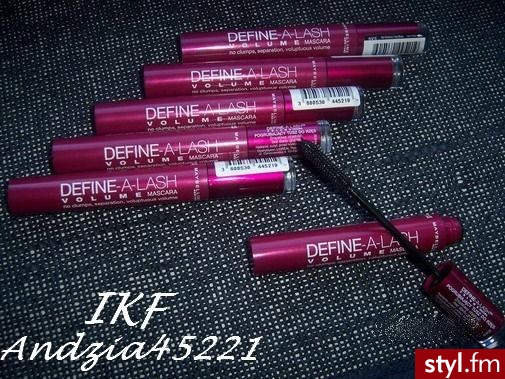Define-a-lash Volume od Maybelline ;) - Makijaże