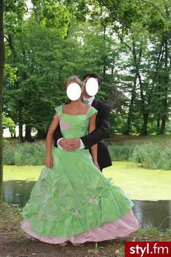 Znalezione w necie :) jak jest to pisać :) - Suknie ślubne Ślub Moda