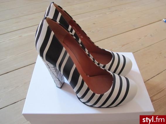Pozostałe Buty Moda