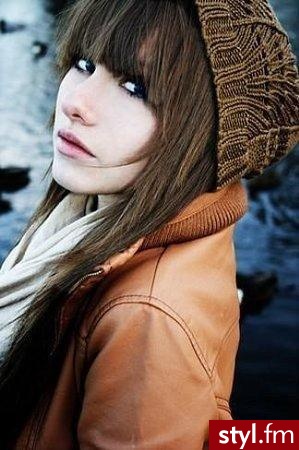 Średnie Fryzury