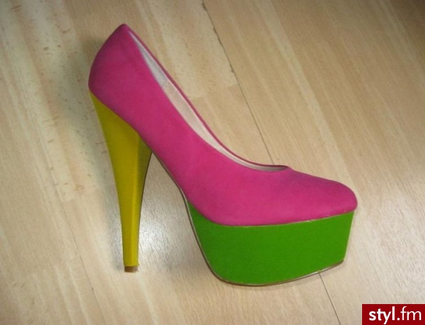 Pozostałe Buty Moda