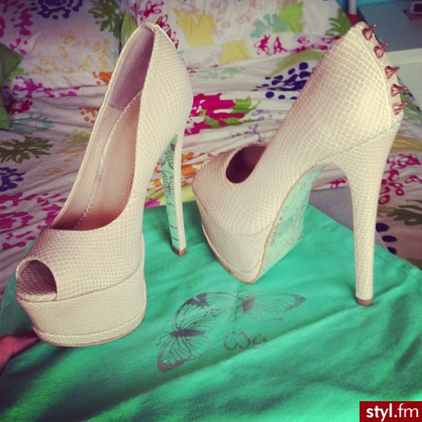 Szpilki Buty Moda