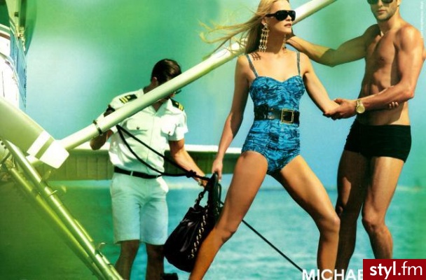 Michael Kors 2009
(zwróćcie też uwagę na pozostałe dodatki) - Pozostałe Torebki Moda