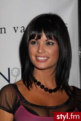 Średnie Fryzury