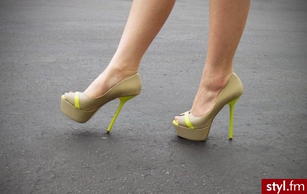 Szpilki Buty Moda